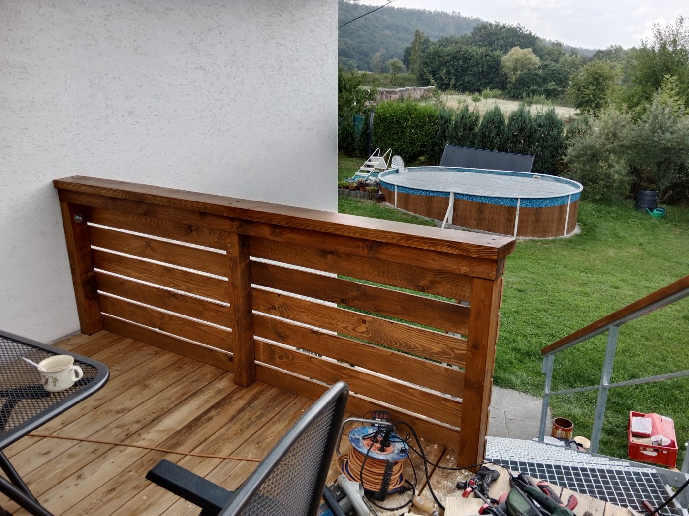 Zvýšená terasa s pergolou (celý postup realizace), fotka 8 z 14