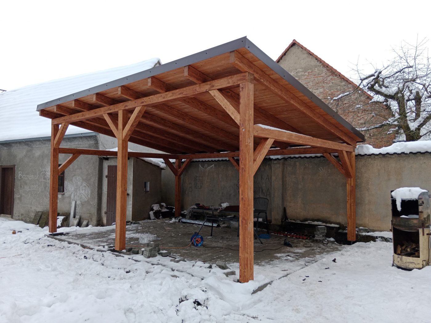 Pergola s posezením, fotka 2 z 6