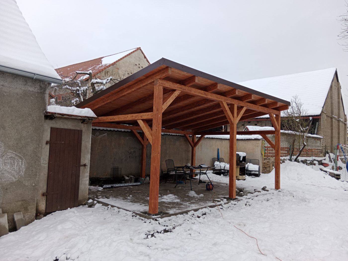 Pergola s posezením, fotka 3 z 6