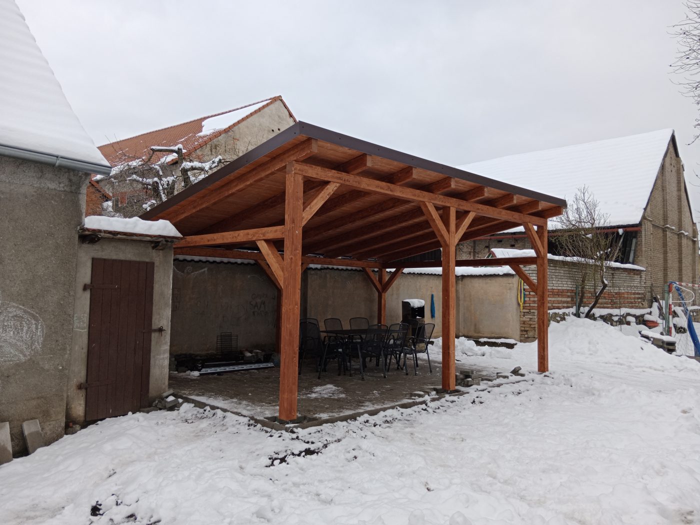 Pergola s posezením, fotka 6 z 6